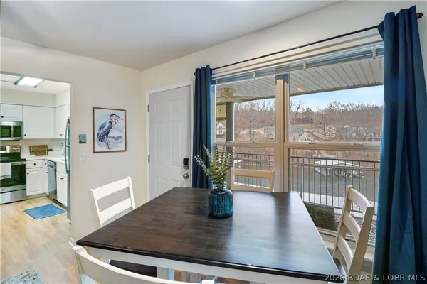$275,000 | 40 Lighthouse Road, Unit 2203, Lake Ozark, MO 65049