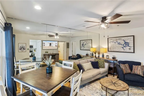 $275,000 | 40 Lighthouse Road, Unit 2203, Lake Ozark, MO 65049