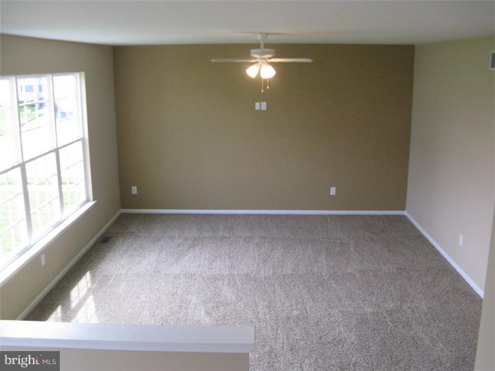 5 Concord Boulevard Sicklerville, NJ 08081 - Photo 5 of 20 Family Room