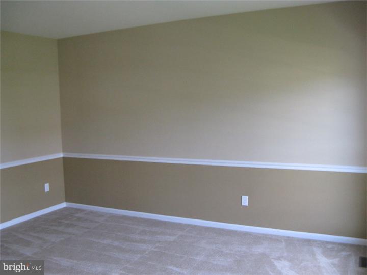 5 Concord Boulevard Sicklerville, NJ 08081 - Photo 6 of 20 Living Room