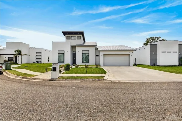 $430,000 | 1104 Flamingo Avenue, Mission, TX 78572