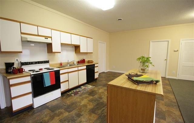 54 Jeans Road Fayetteville, TN 37334 - Photo 18 of 30 RIGHT KITCHEN WITH ISLAND