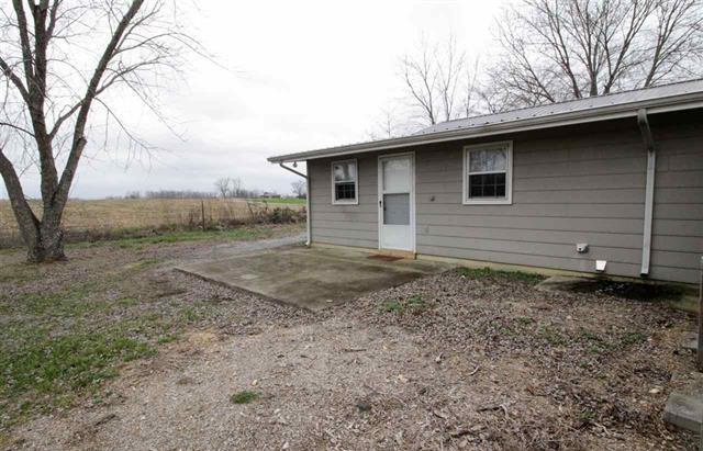 54 Jeans Road Fayetteville, TN 37334 - Photo 5 of 30 BACK RIGHT SIDE