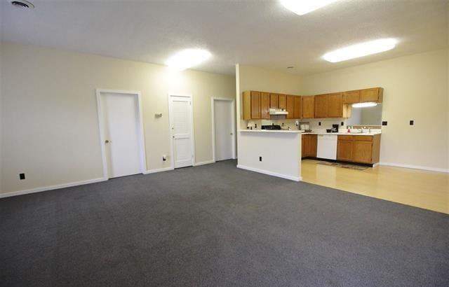54 Jeans Road Fayetteville, TN 37334 - Photo 10 of 30 LEFT GREAT ROOM