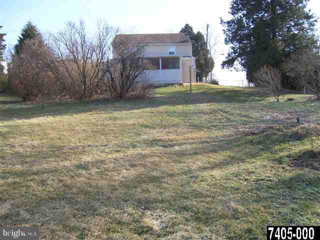1409 Old Salem Road York, PA 17404 - Photo 5 of 14 Gallery Image 5