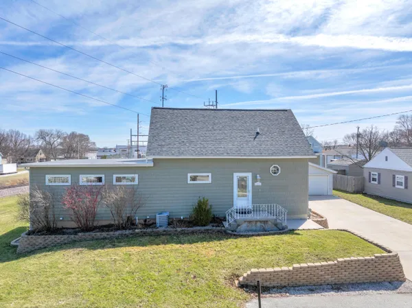 $259,900 | 1913 Elm Avenue, Sheboygan, WI 53081