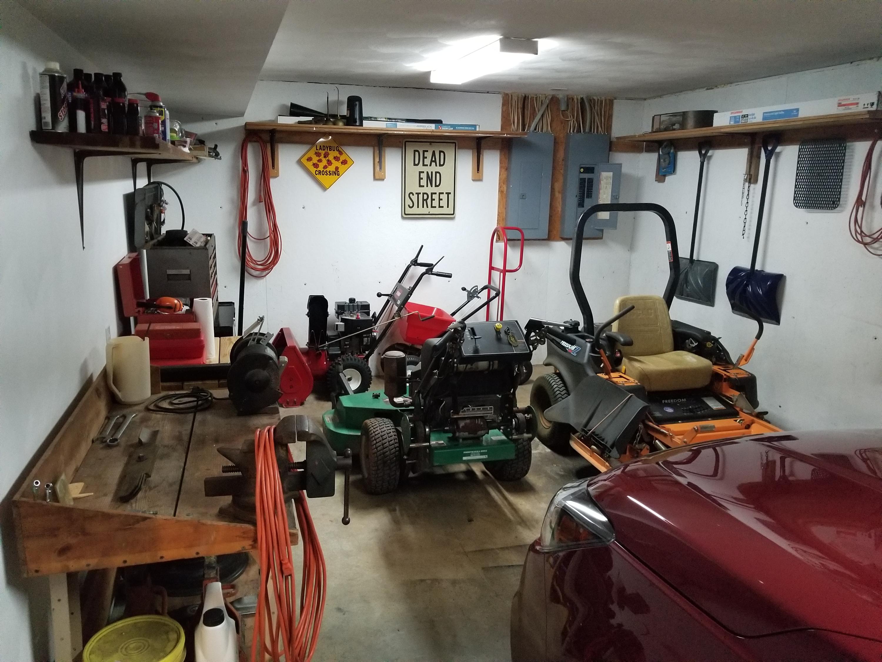 3218 Ayers Road Moneta, VA 24121 - Photo 44 of 67 a view of a room with gym equipment