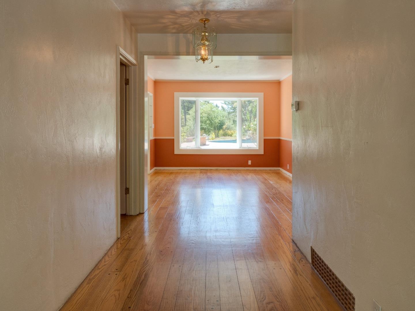 115 Harcross Road Woodside, CA 94062 - Photo 14 of 17 Gallery Image 14