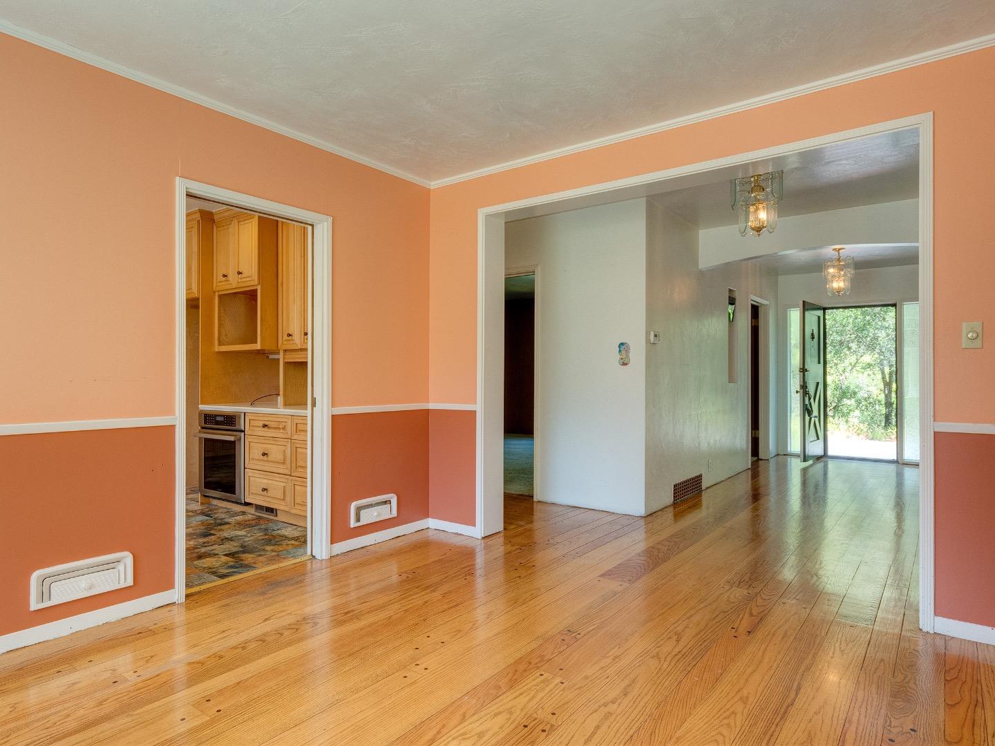 115 Harcross Road Woodside, CA 94062 - Photo 15 of 17 Gallery Image 15