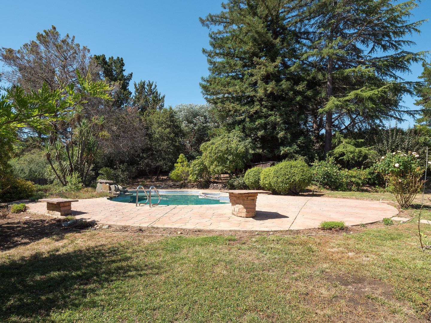 115 Harcross Road Woodside, CA 94062 - Photo 3 of 17 Gallery Image 3