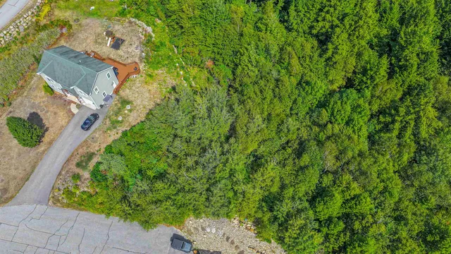 $134,900 | 20 Highwoods Drive, Intervale, NH 03845