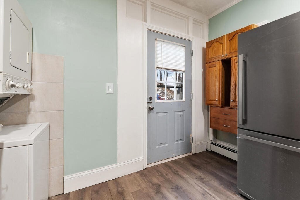 16 Mount Hood Terrace, Unit 2 Lynn, MA 01902 - Photo 21 of 28 a view of walk in closet with window
