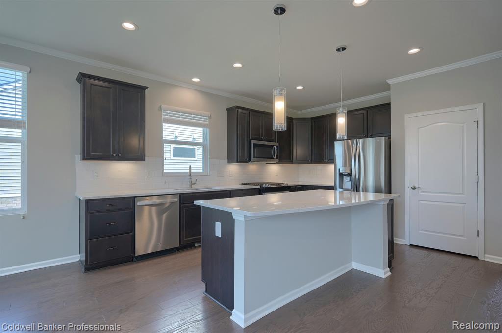 3986 Brookside Canton, MI 48188 - Photo 12 of 50 Gallery Image 12