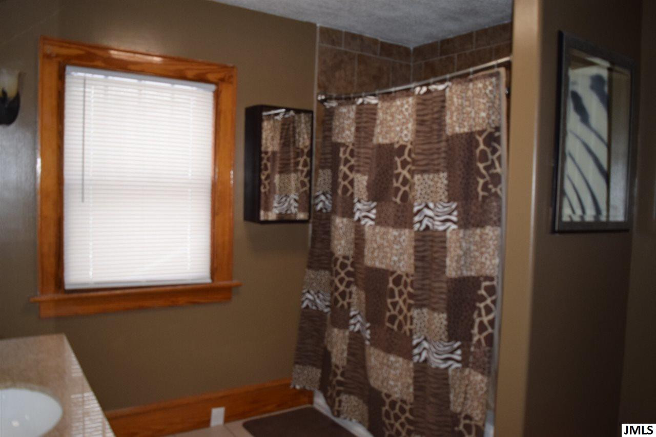 3803 Seymour Road Jackson, MI 49201 - Photo 7 of 32 Photo 7
