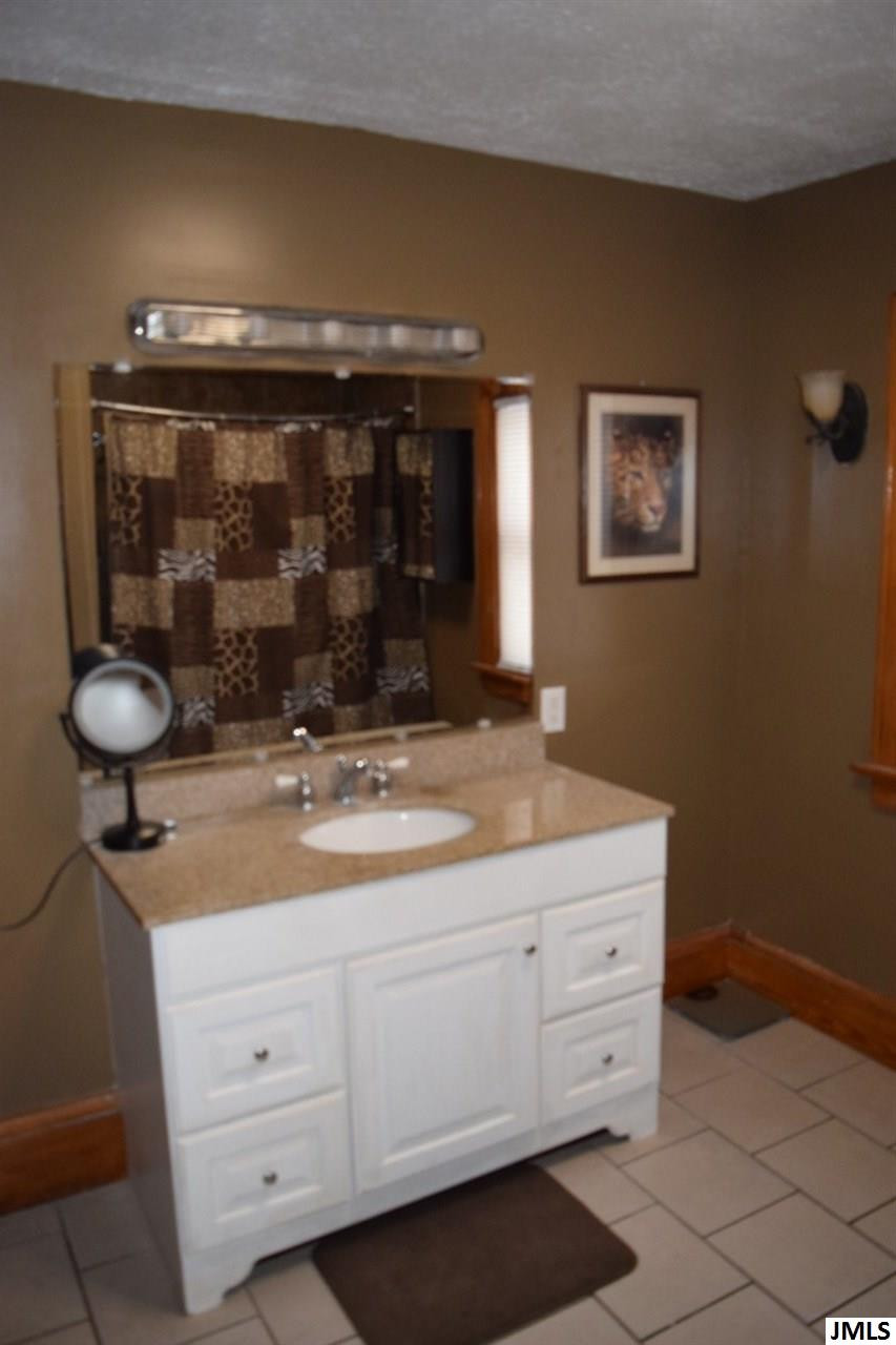 3803 Seymour Road Jackson, MI 49201 - Photo 8 of 32 Photo 8
