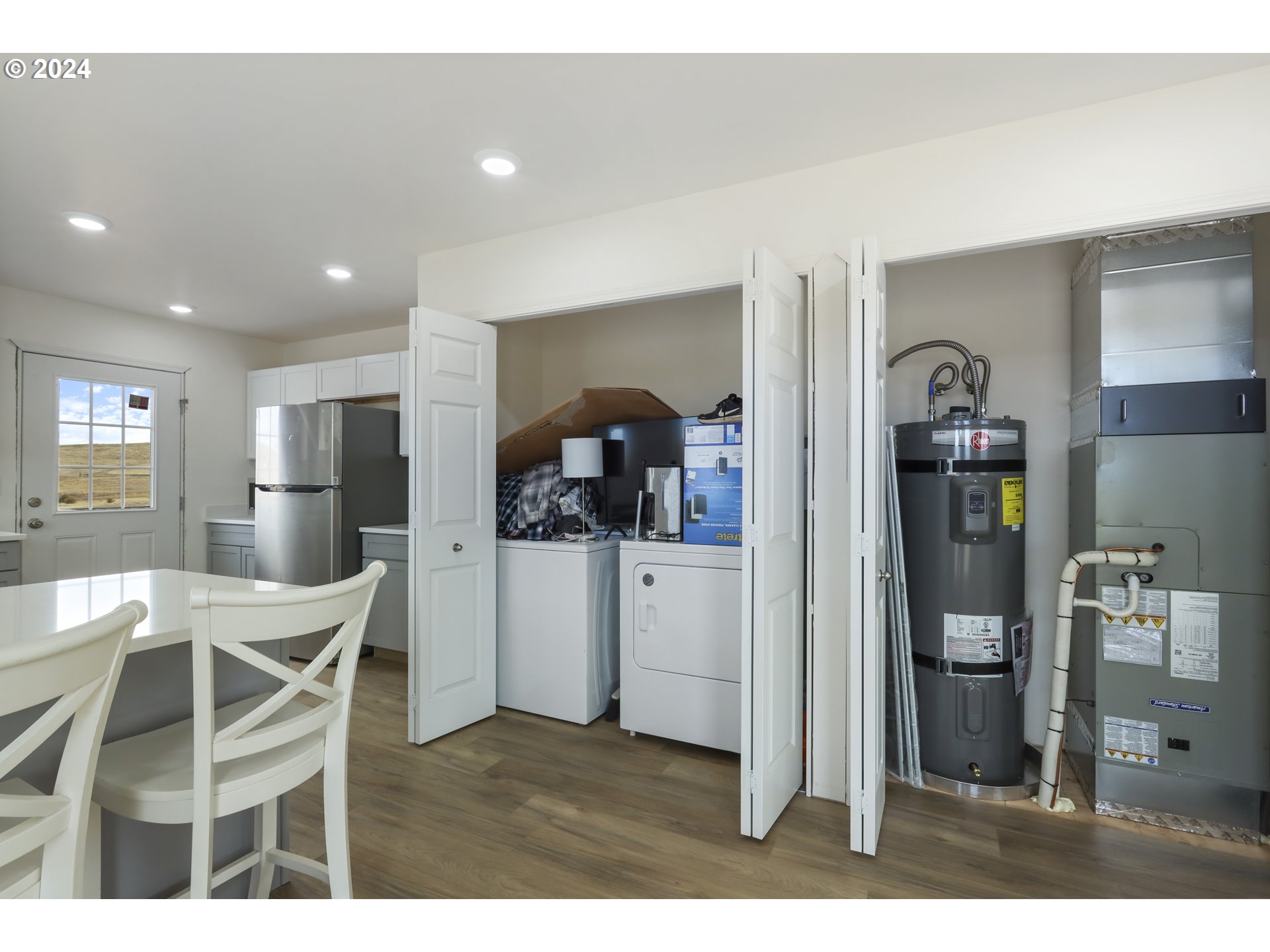 1602 Centerville Highway Centerville, WA 98613 - Photo 12 of 30 Laundry