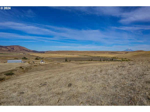 $575,000 | 1602 Centerville Highway, Centerville, WA 98613