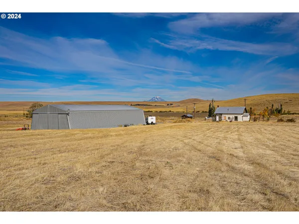 $575,000 | 1602 Centerville Highway, Centerville, WA 98613