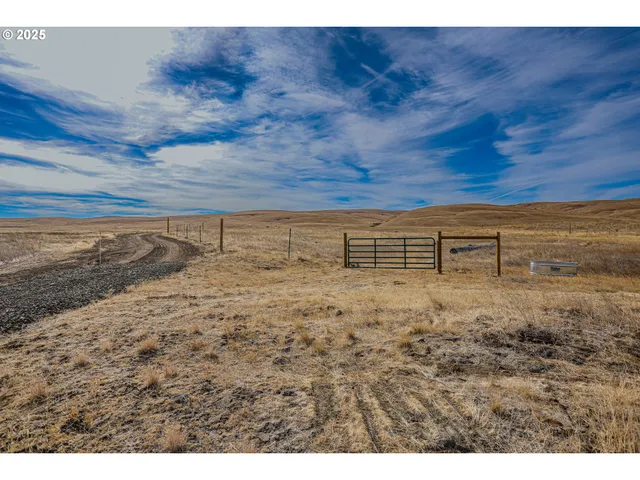 $650,000 | 1602 Centerville Highway, Centerville, WA 98613