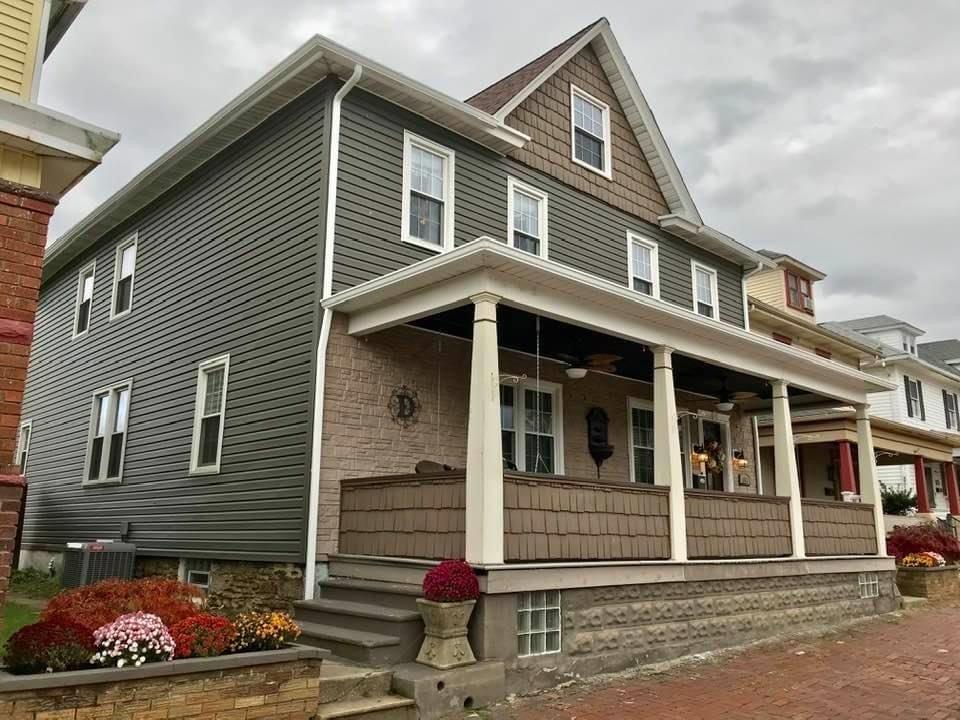 514 Spring Street Latrobe, PA 15650 - Photo 2 of 21 Gallery Image 2