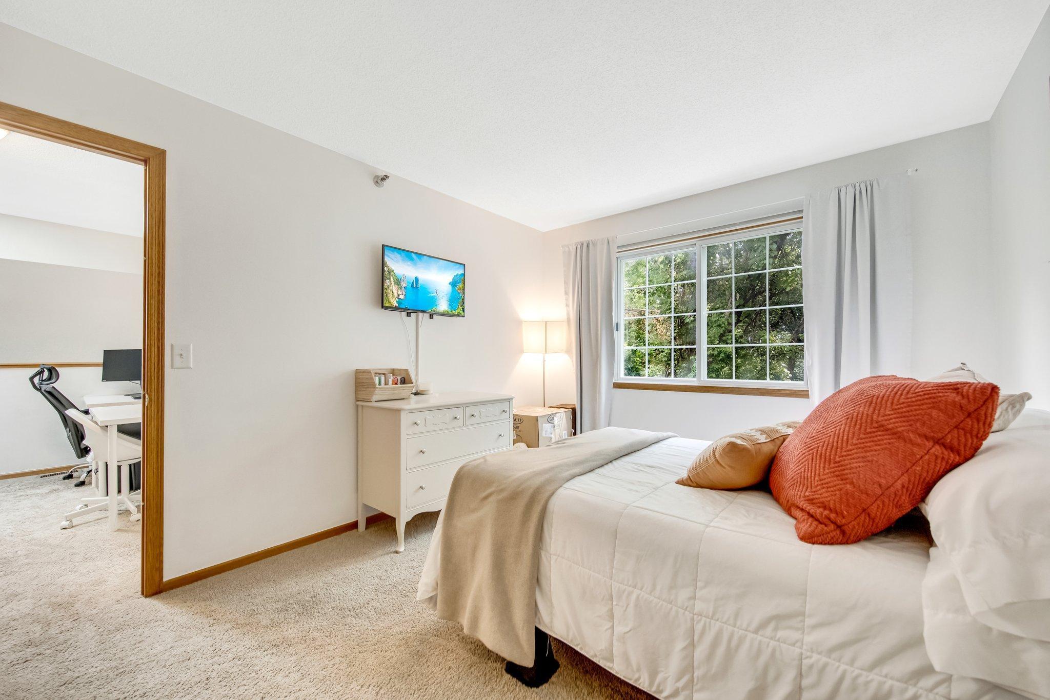 8417 Cortland Road Eden Prairie, MN 55344 - Photo 20 of 26 Gallery Image 20
