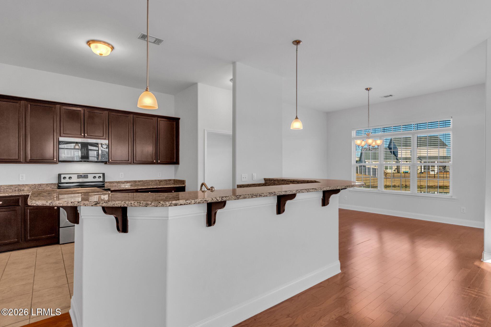 192 Regiment Street Ridgeland, SC 29936 - Photo 5 of 26 5 192 Regiment St Kitchen