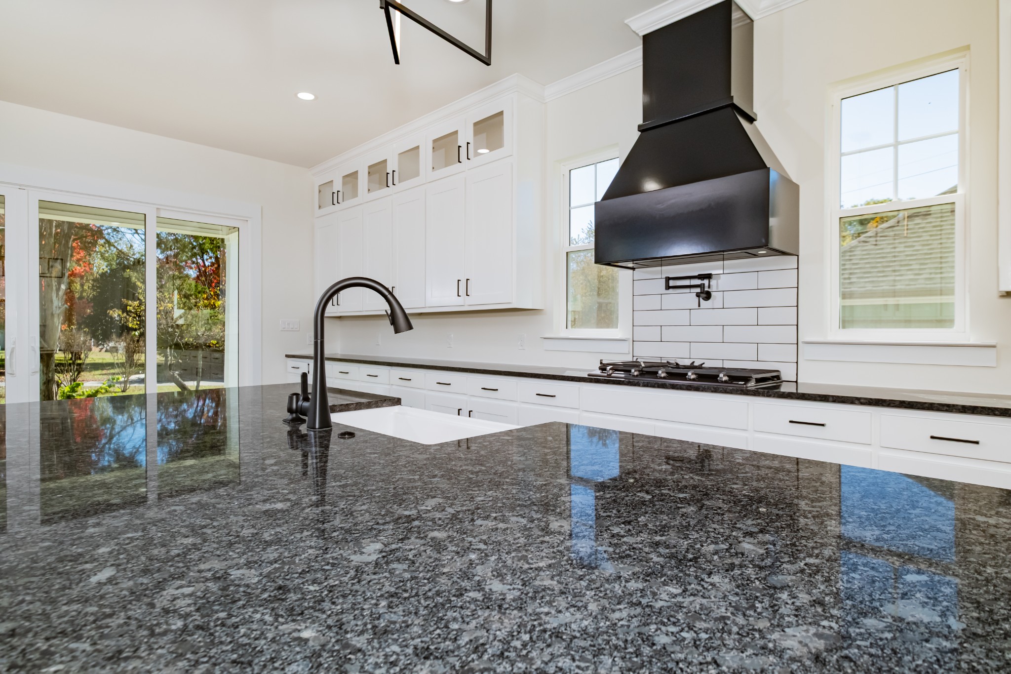 347 Campfire Court Winchester, TN 37398 - Photo 16 of 87