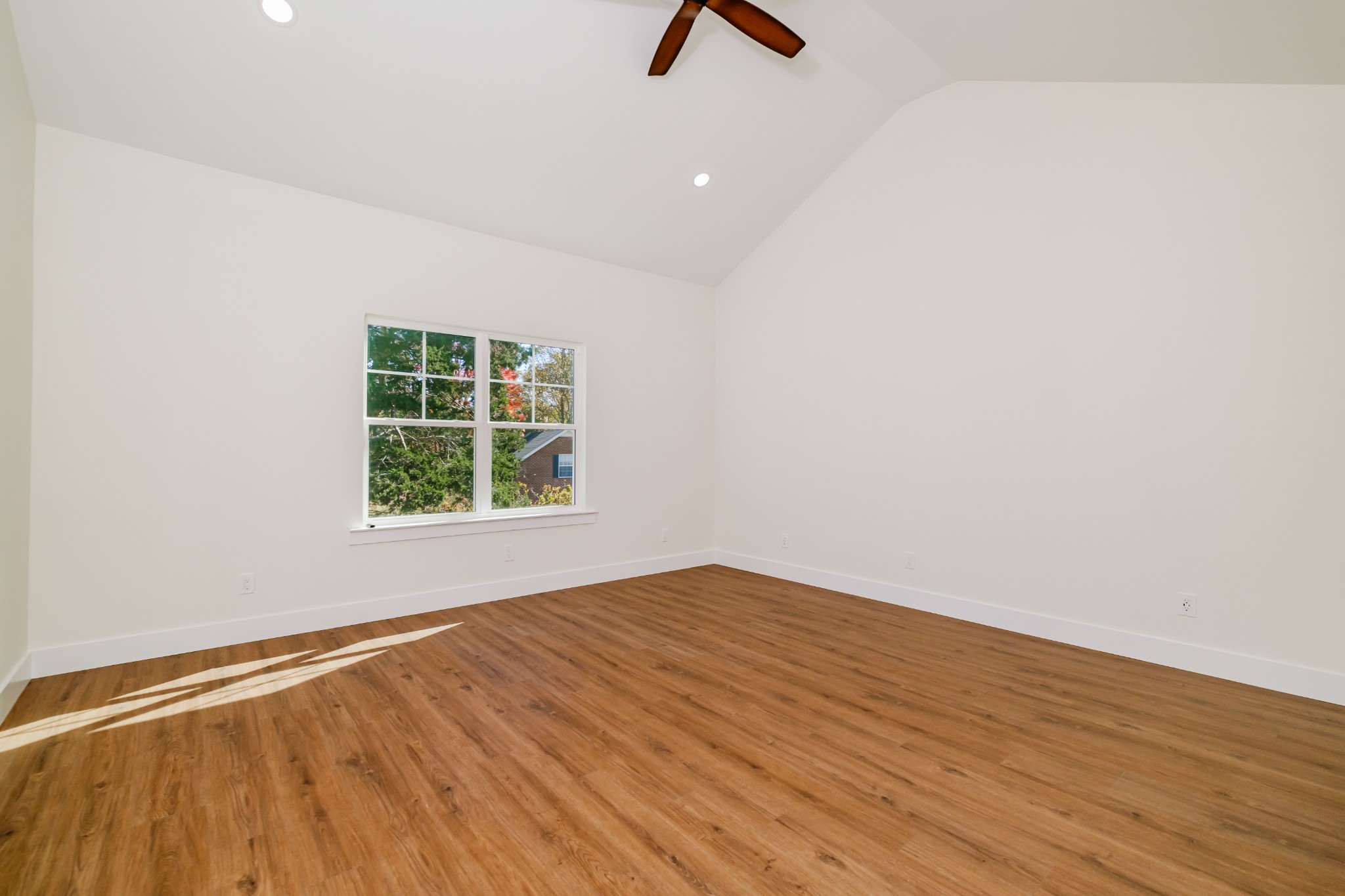 347 Campfire Court Winchester, TN 37398 - Photo 39 of 87