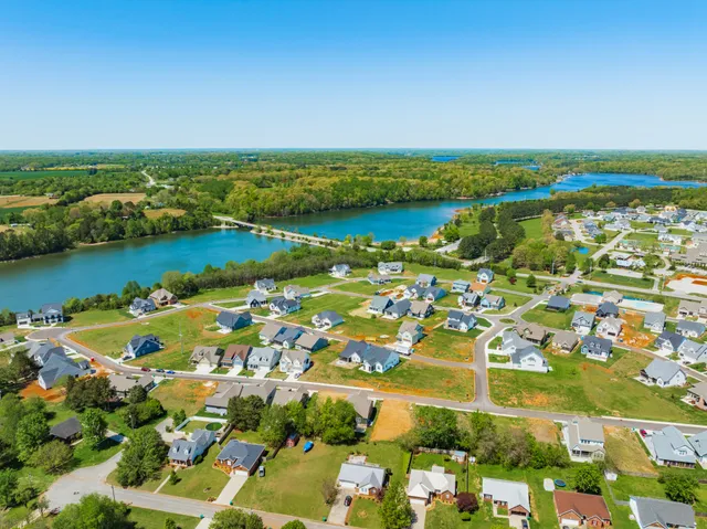 $815,999 | 347 Campfire Court, Winchester, TN 37398