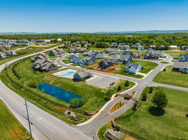 $815,999 | 347 Campfire Court, Winchester, TN 37398