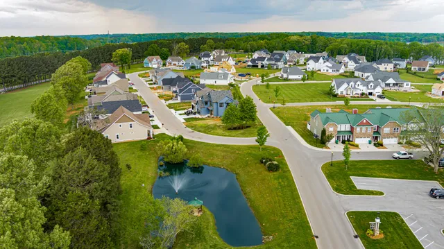 $815,999 | 347 Campfire Court, Winchester, TN 37398