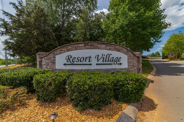 $815,999 | 347 Campfire Court, Winchester, TN 37398