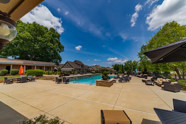 $815,999 | 347 Campfire Court, Winchester, TN 37398