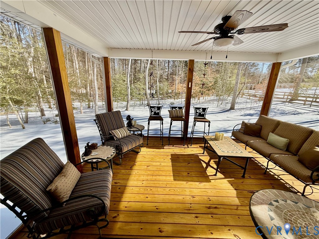 2829 Preston Park Way Sandy Hook, VA 23153 - Photo 6 of 16