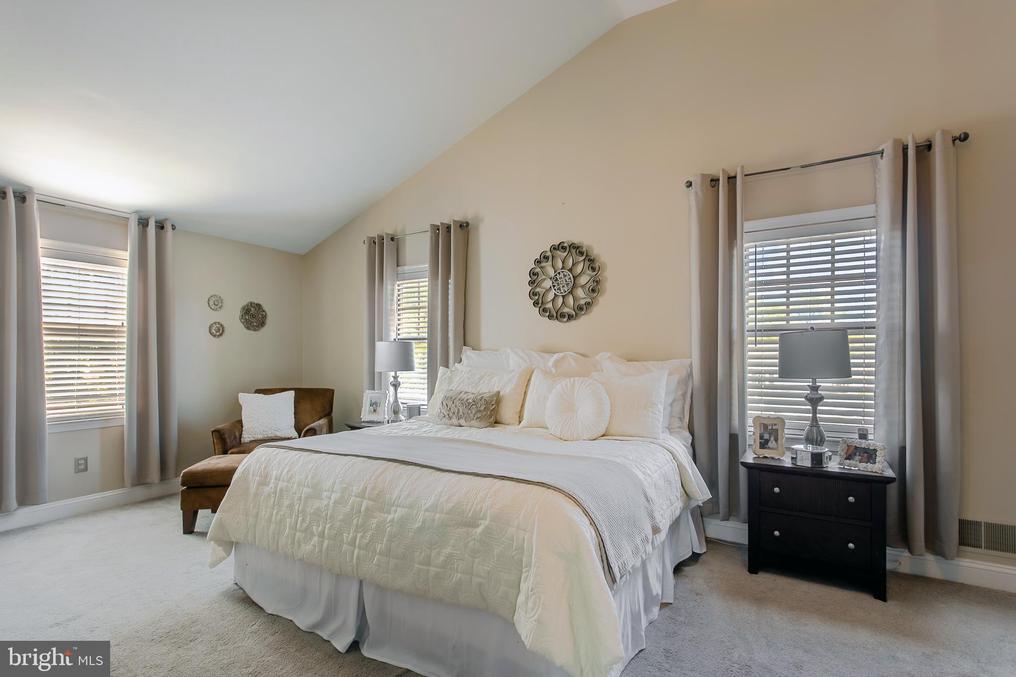 420 Earlington Road Havertown, PA 19083 - Photo 15 of 28
