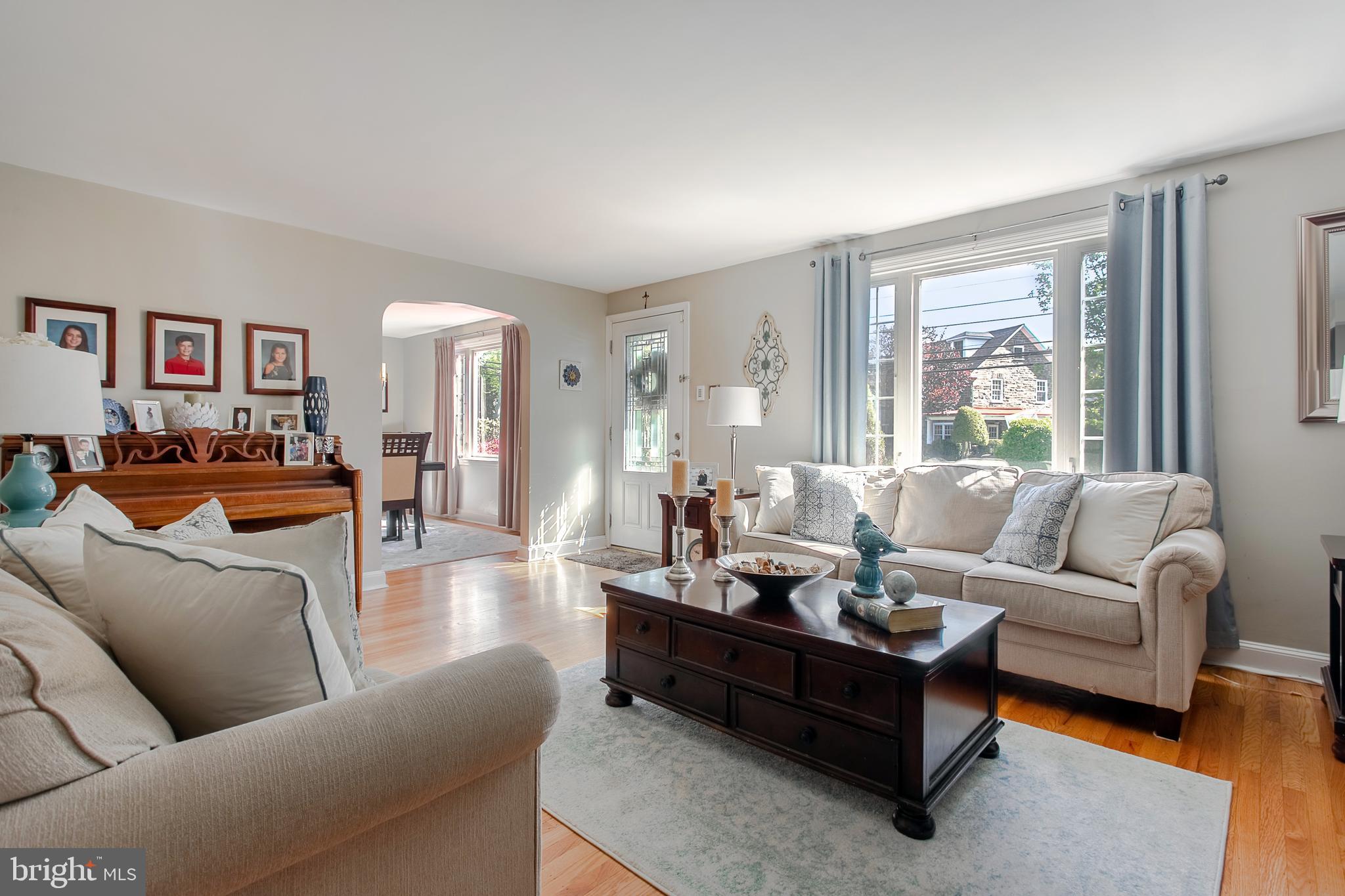 420 Earlington Road Havertown, PA 19083 - Photo 4 of 28