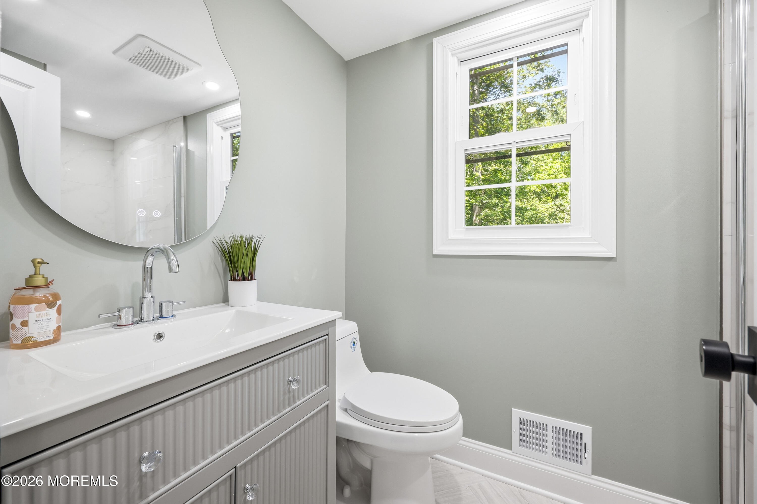 169 Pelican Road Middletown, NJ 07748 - Photo 26 of 49 LPM_5792