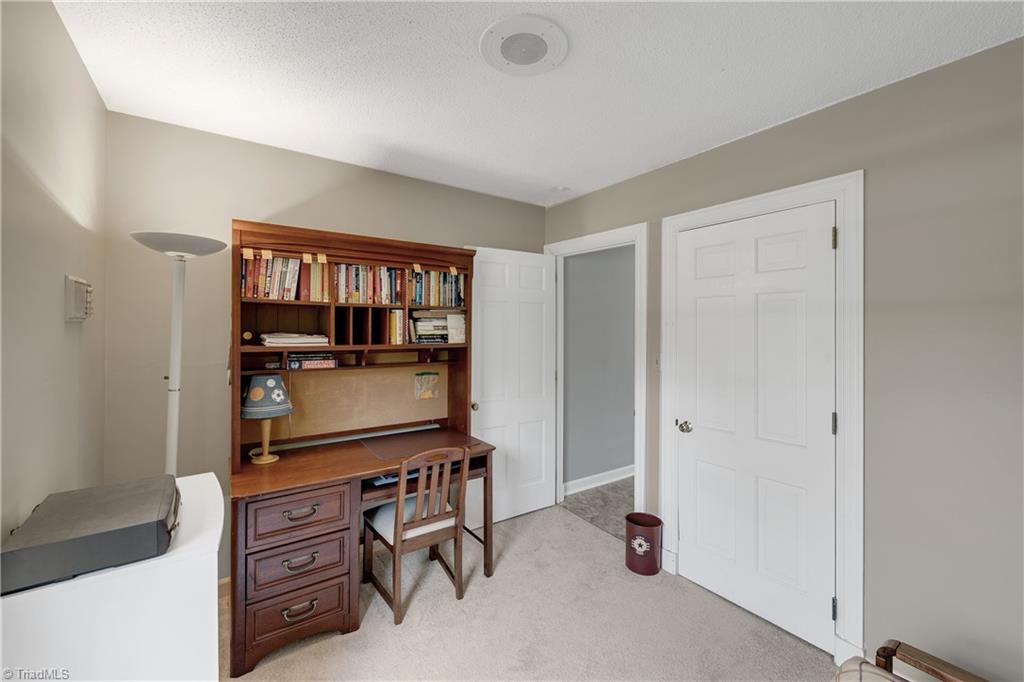 1419 Heathcliff Road High Point, NC 27262 - Photo 19 of 46 Gallery Image 19