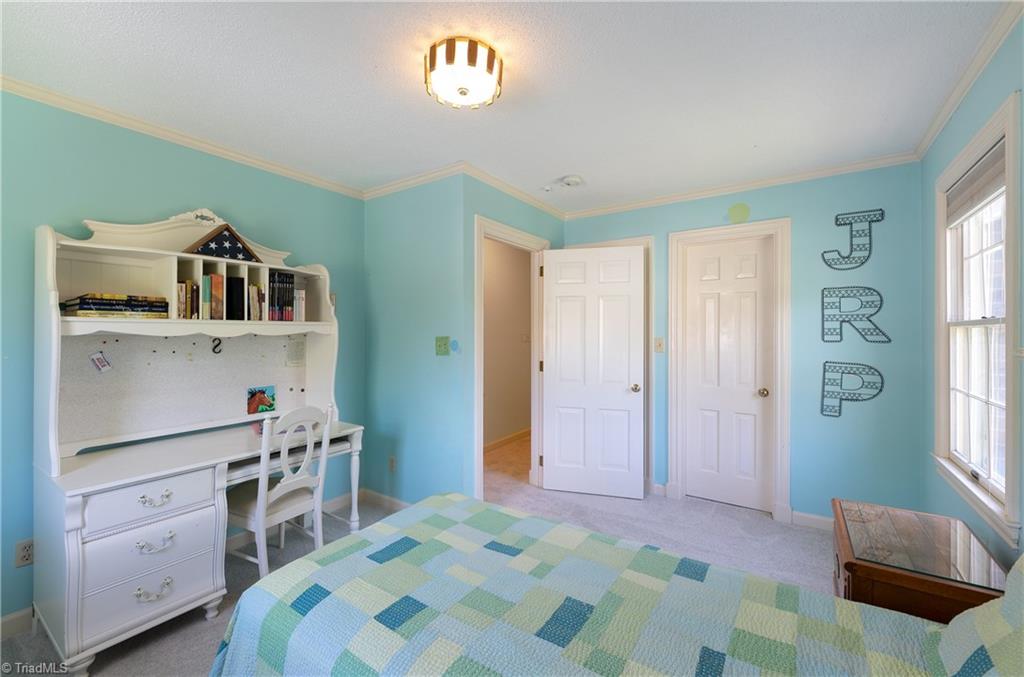 1419 Heathcliff Road High Point, NC 27262 - Photo 26 of 46 Gallery Image 26