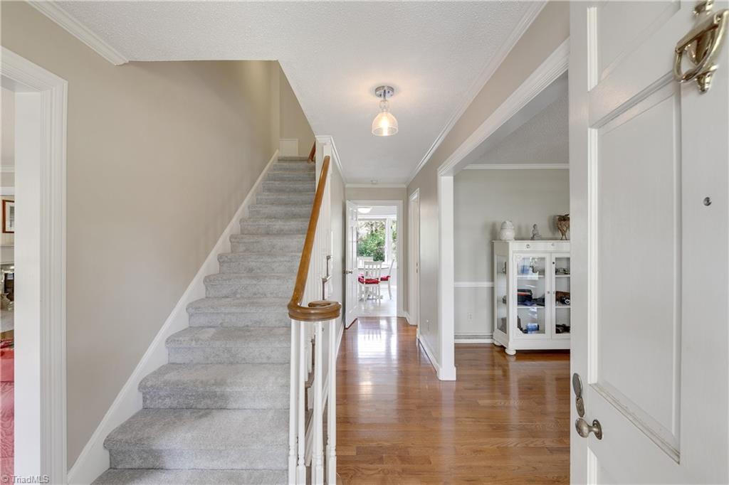 1419 Heathcliff Road High Point, NC 27262 - Photo 4 of 46 Gallery Image 4