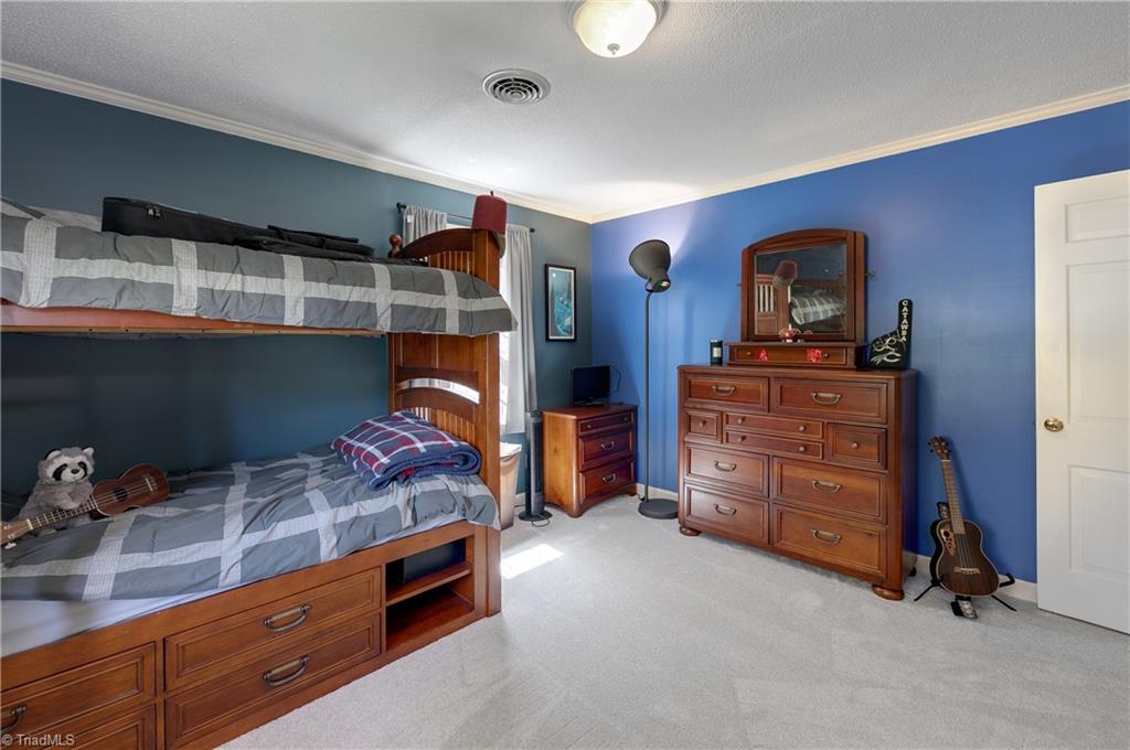 1419 Heathcliff Road High Point, NC 27262 - Photo 31 of 46 Gallery Image 31