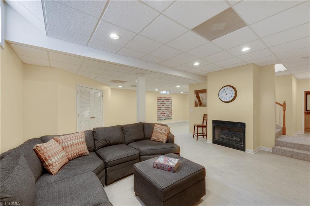 1419 Heathcliff Road High Point, NC 27262 - Photo 35 of 46 Gallery Image 35