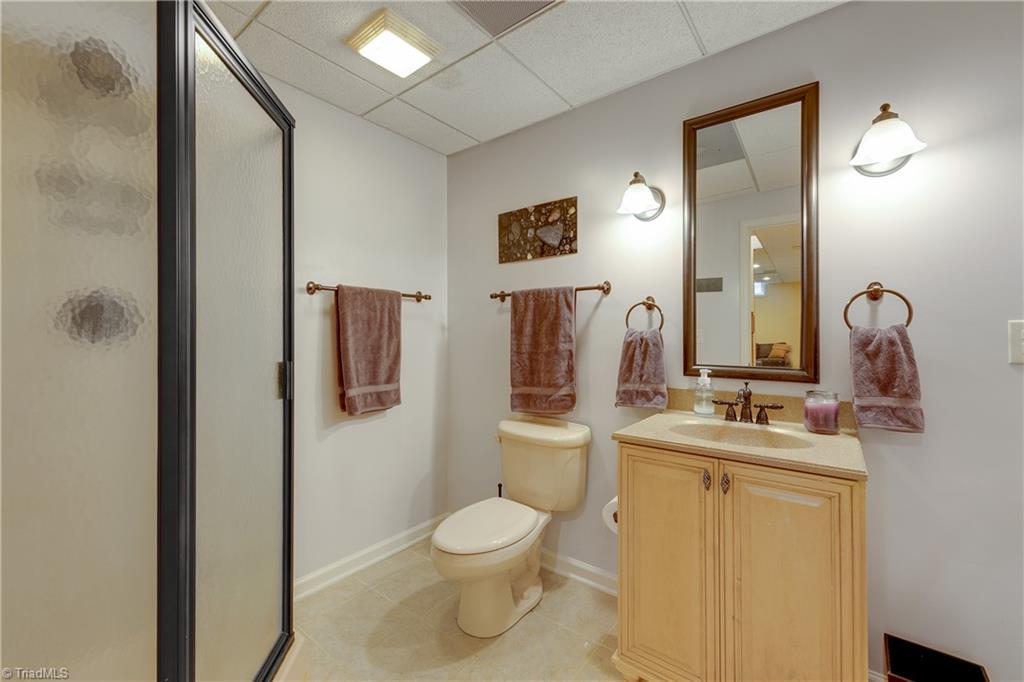 1419 Heathcliff Road High Point, NC 27262 - Photo 39 of 46 Gallery Image 39