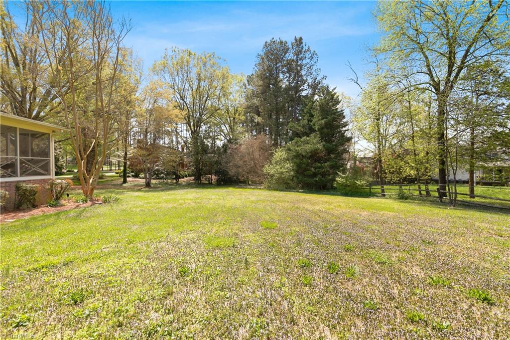 1419 Heathcliff Road High Point, NC 27262 - Photo 45 of 46 Gallery Image 45