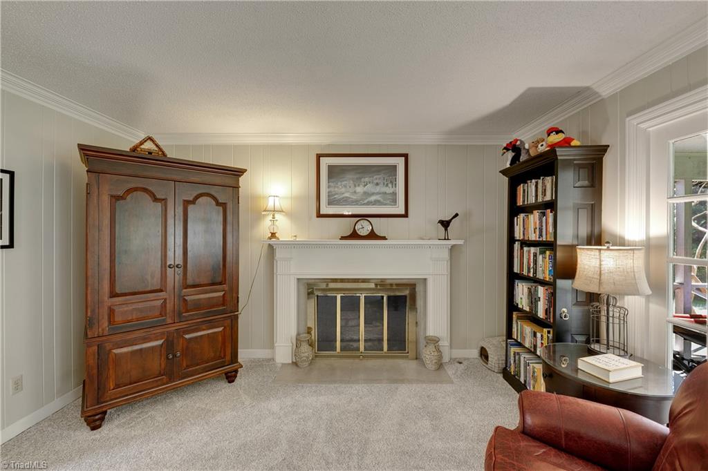 1419 Heathcliff Road High Point, NC 27262 - Photo 10 of 46 Gallery Image 10