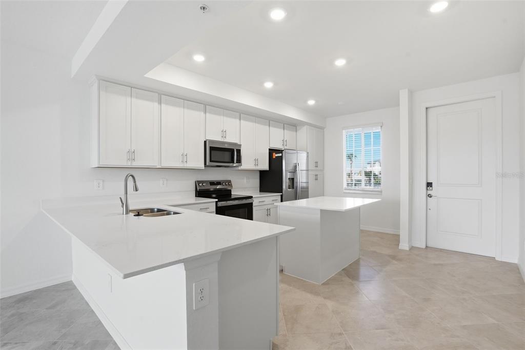 19110 Scallop Loop, Unit 204 Lakewood Ranch, FL 34211 - Photo 4 of 20
