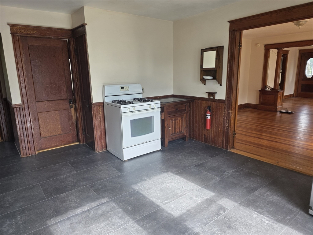 30 Main Street, Unit 2 Grafton, MA 01560 - Photo 7 of 17