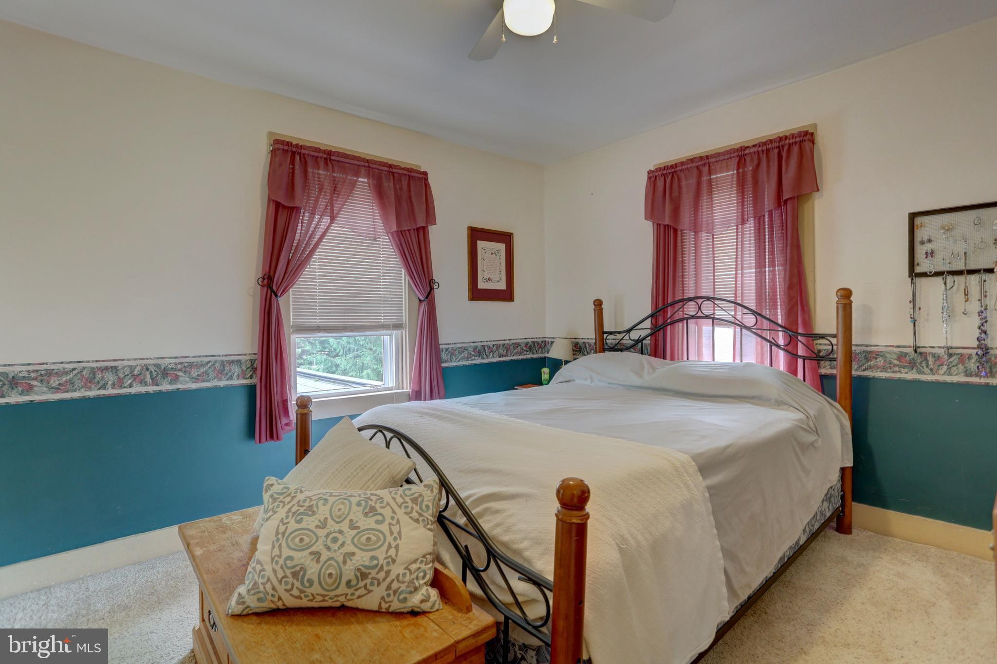 304 Shultz Road Lancaster, PA 17603 - Photo 17 of 26 Gallery Image 17