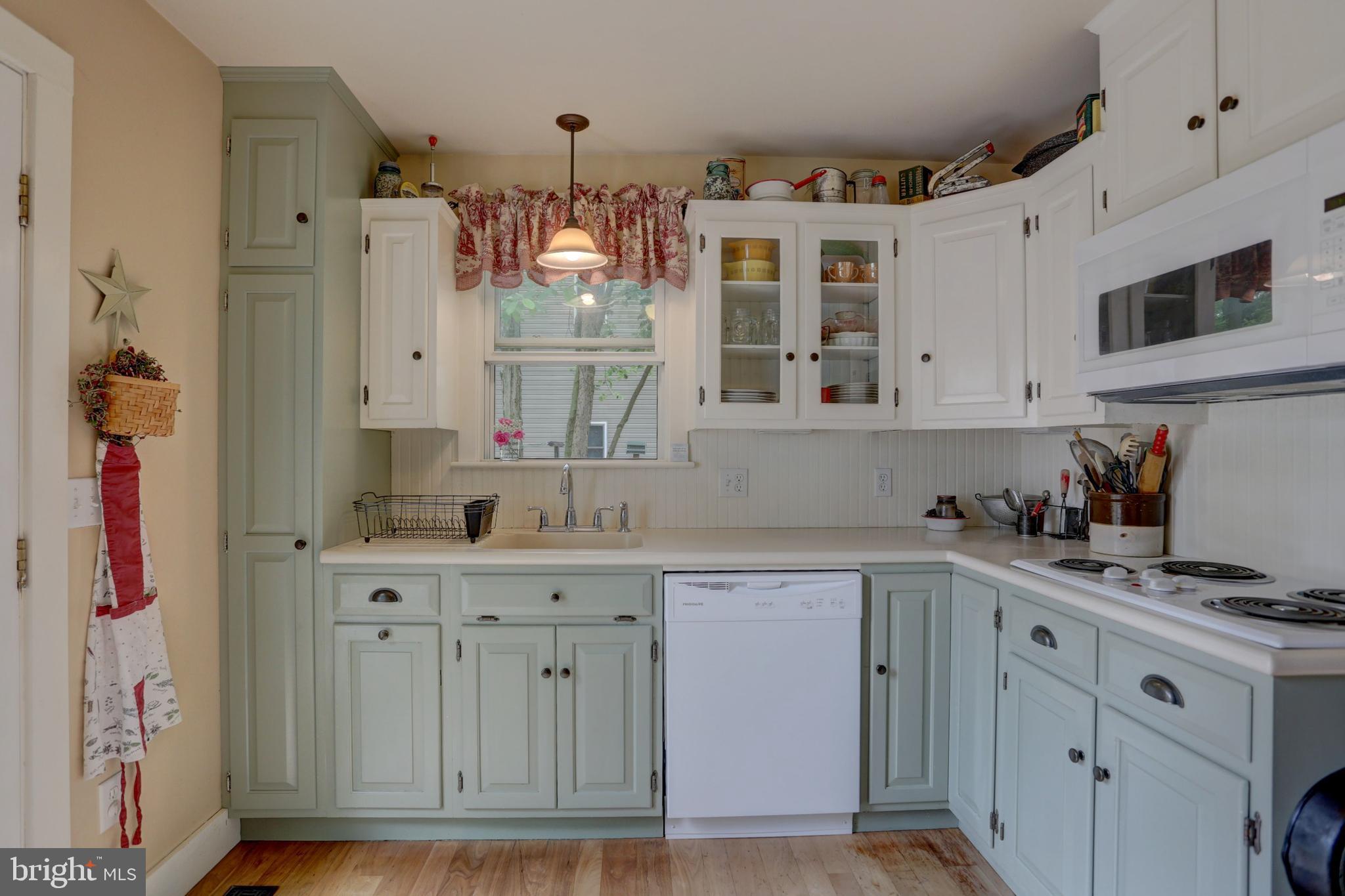 304 Shultz Road Lancaster, PA 17603 - Photo 4 of 26 Gallery Image 4