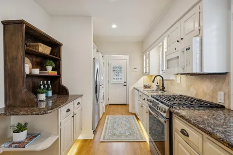 $850,000 | 6044 Anita Street, Dallas, TX 75206